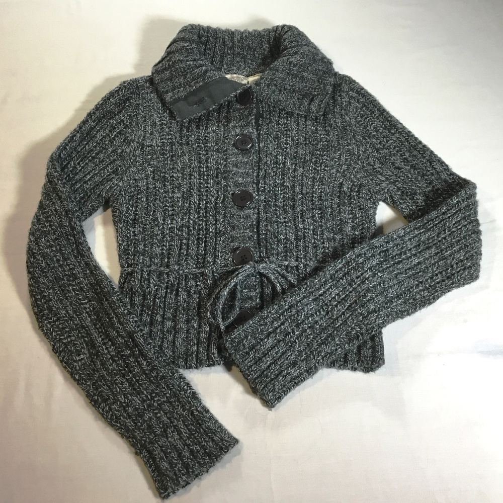 Day Trip Long Sleeved, Button Up Sweater Size S